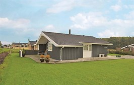 Pøt Strandby 425 og 1 anden boliger er kommet til salg denne uge i Juelsminde - se boligerne her.