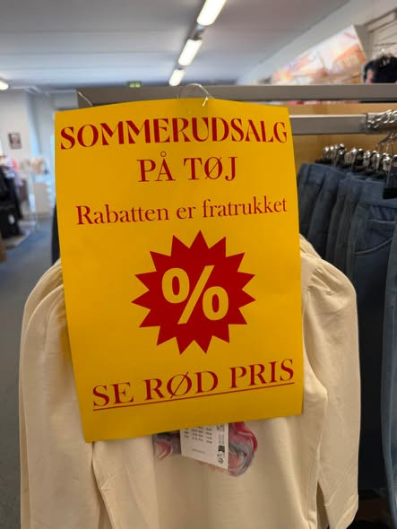 KiDS Coolshop holder sommerudsalg i tøjafdelingen