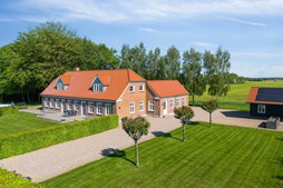 Drømmer du om luksus? For 1,245 mio. kroner er Kastanievej 26 kommet til salg - Se den og de dyreste boliger til salg her