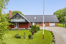 Top 6 over dyreste boliger til salg i Ølgod. Priser op til 3.198.000 kr