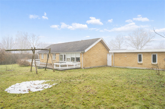 Højager 67 og 1 anden boliger er kommet til salg denne uge i Jelling - se boligerne her.