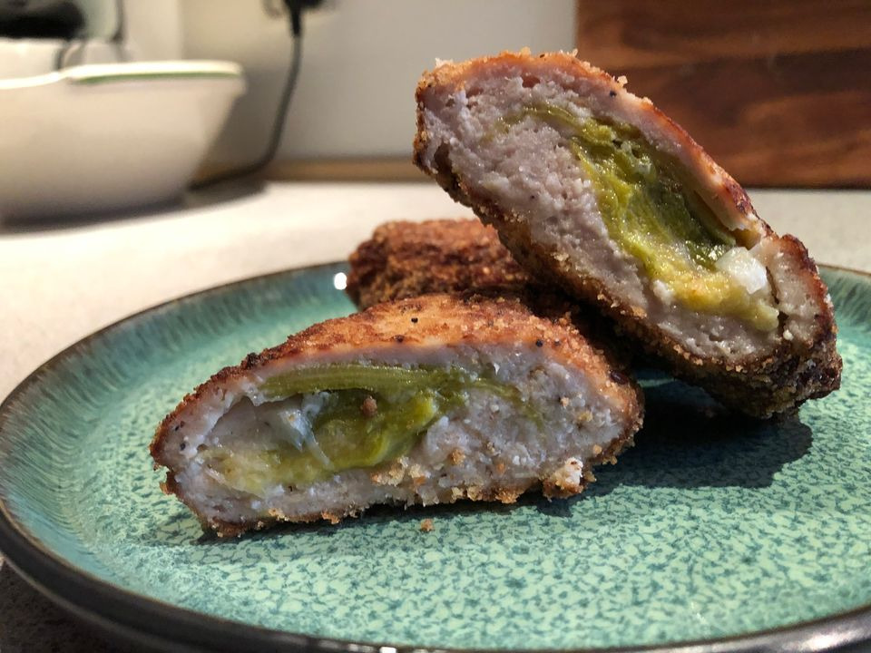 Helles Køkken ApS: Farseret porre og luksus mini smørrebrød på tilbud