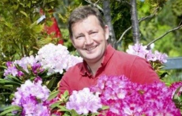 Hold dig opdateret på lokale nyheder fra sociale medier