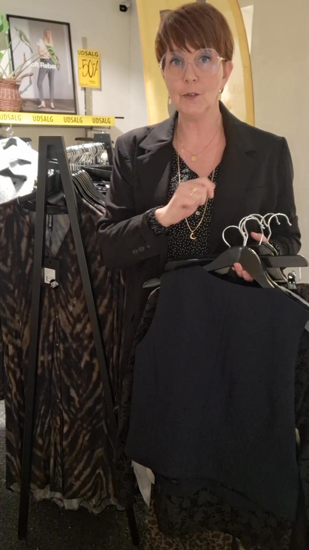 Lux By Jakobsen starter slutspurt på udsalg med varer til 100 kr.