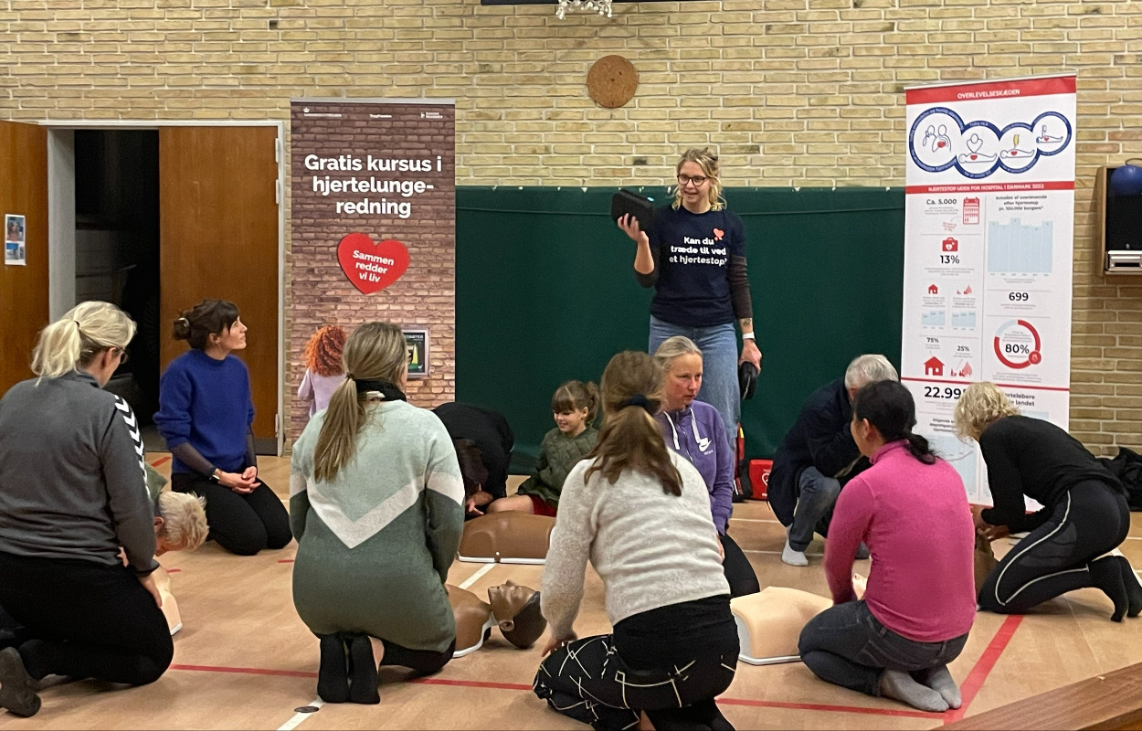 Sammen redder vi liv-bussen besøgte Kirkeby Idrætsforening