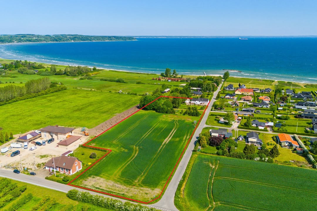 RealMæglerne Middelfart: Byg drømmehuset på attraktiv adresse med udsigt