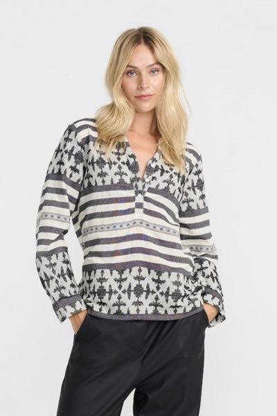 Rosengreen tilbyder super flot bluse fra Costamani til nedsat pris