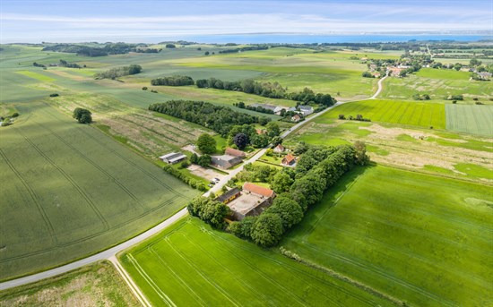 Top 6 over dyreste boliger til salg i Knebel. Priser op til 39.000.000 kr