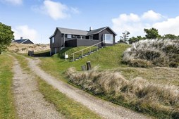 Top 6 over dyreste boliger til salg i Oksbøl. Priser op til 4.495.000 kr