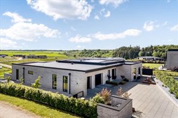 Top 6 over dyreste boliger til salg i Støvring. Priser op til 10.900.000 kr