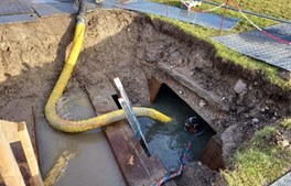 Utæthed på spildevandsledning i Skovshoved lokaliseret men badning fortsat frarådet