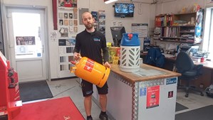 HH Trælast & Byggecenter A/S tilbyder gas til 199 kr for 10 kg og giver 100 kr for gamle 11 kg stålflasker i uge 35