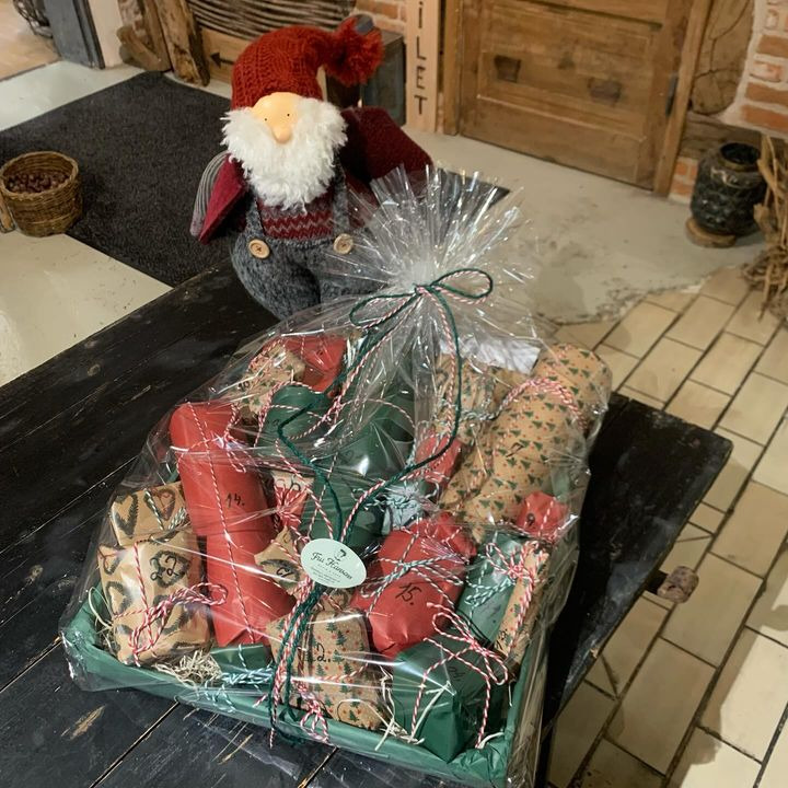 Fru Hansens Butik & Café: Bestil vores pakke-julekalender nu