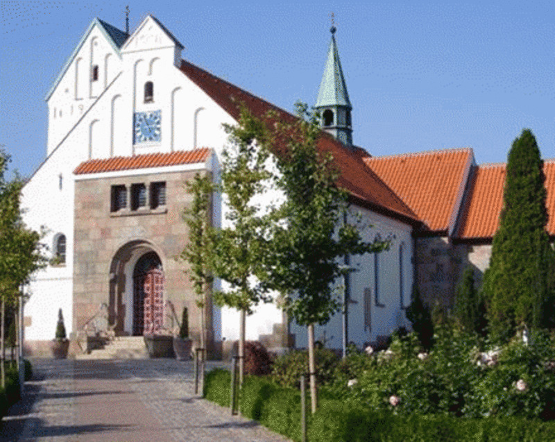 Oplev Aars kirkegård: Rundvisning og fortællinger