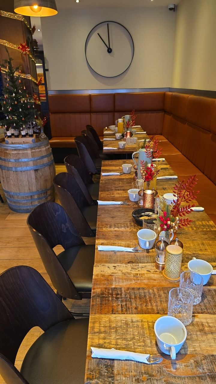 Café Tidslös takker for en fantastisk aften og byder på brunchfejring i dag