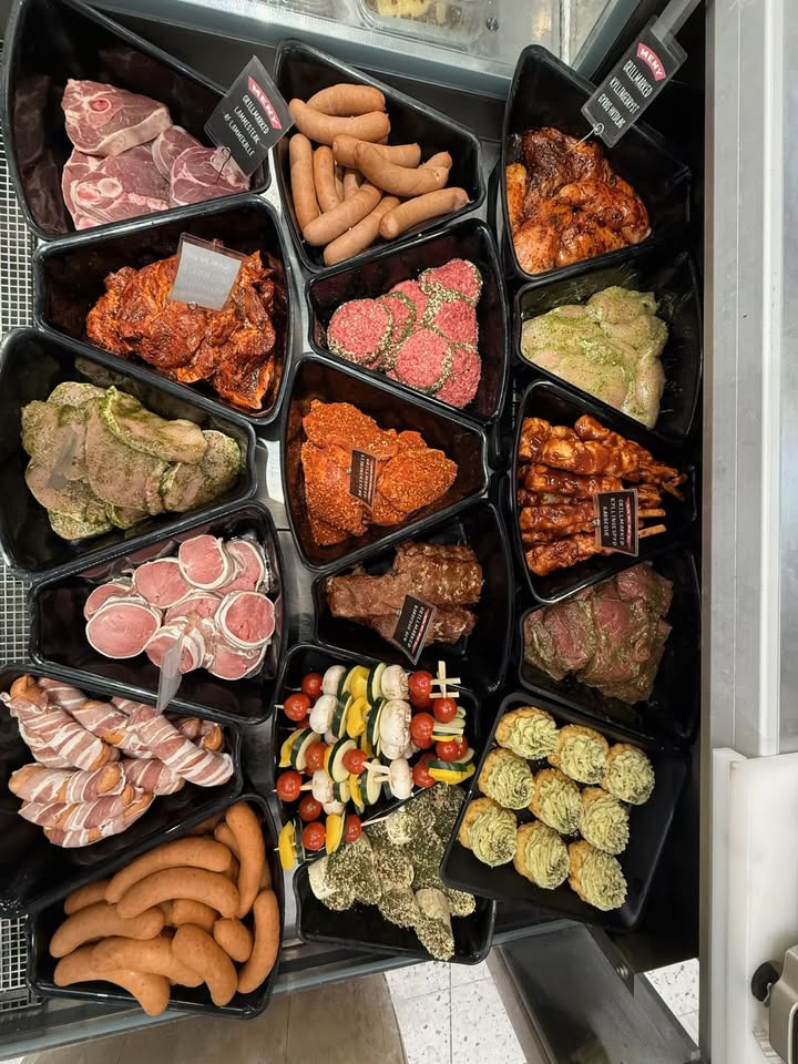 MENY Randers har grillmarked med 7 stk. for 100 kr.