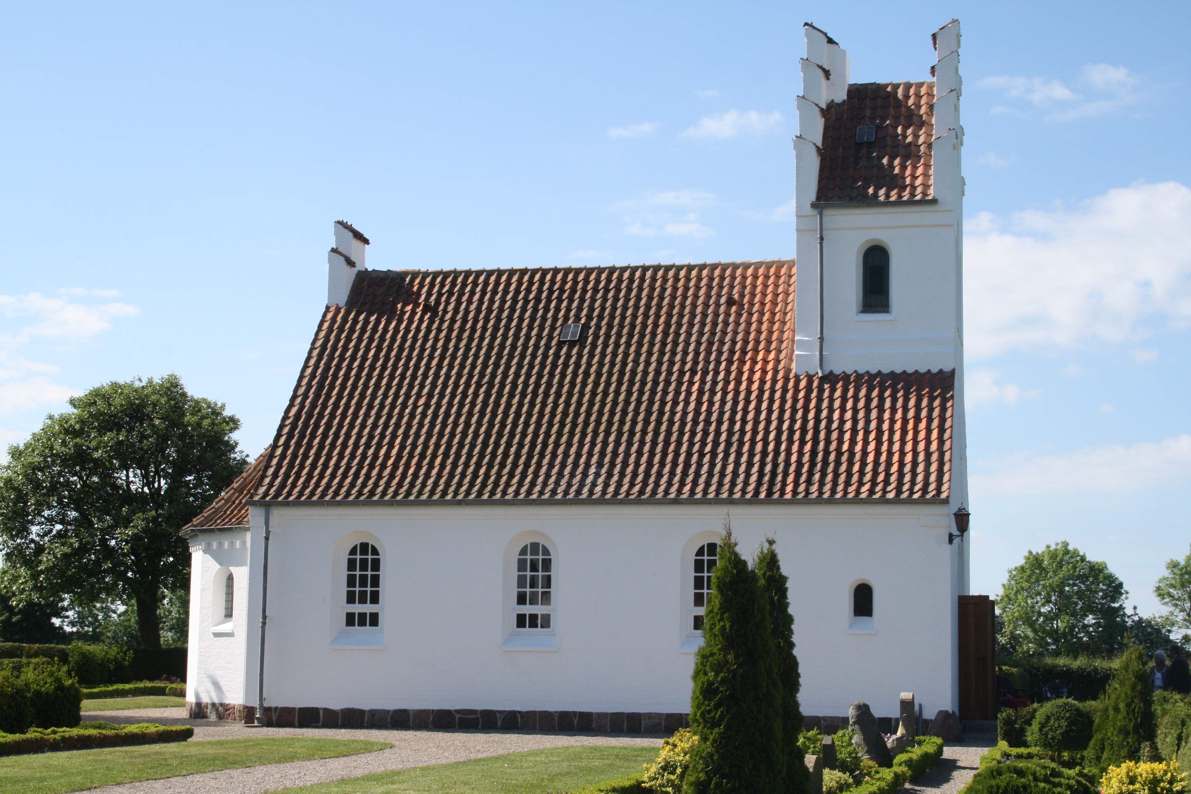 Stemningsfuld forårskoncert med Claus Rosenqvist i Vester Løve Kirke