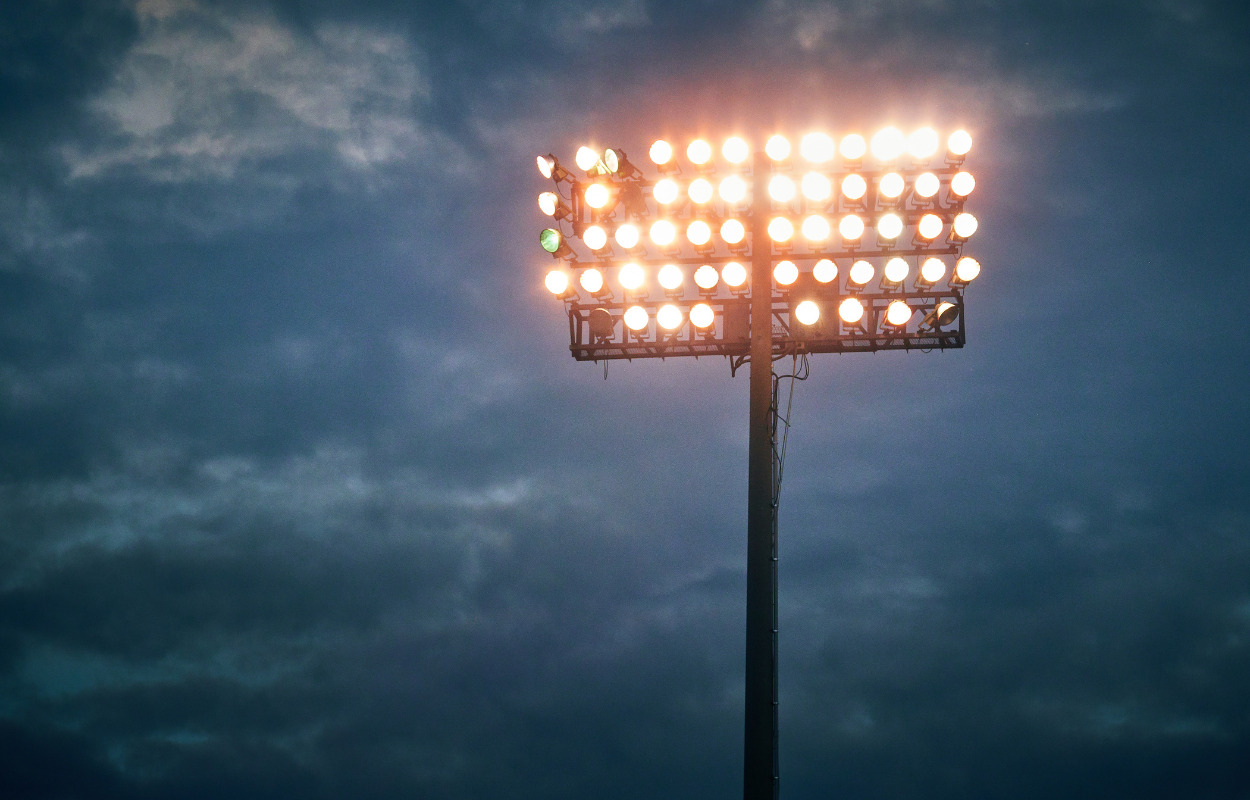 Lyset gik på Vejle Stadion midt under Superliga-kamp
