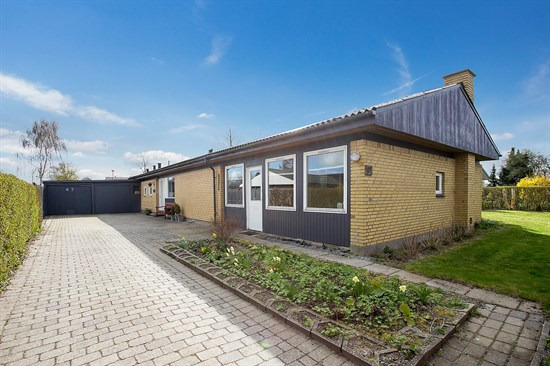 Luksusbolig netop kommet til salg i Tilst: Se hvad du skal smide for Tilsts dyreste adresser her