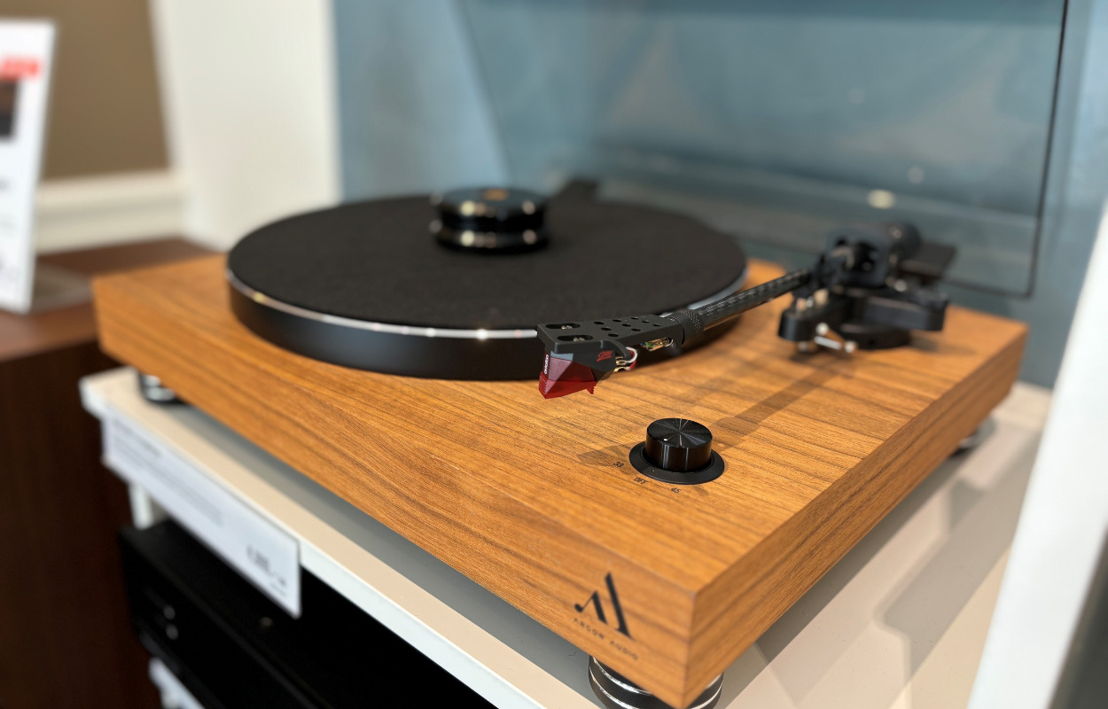 HiFi Klubben Horsens udvider sortimentet med vinylplader og pladespillere