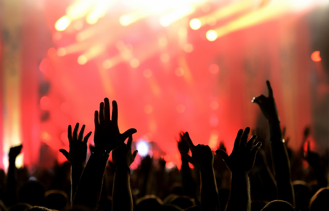 Støttekoncert i Vejle indsamler 72.695 kroner