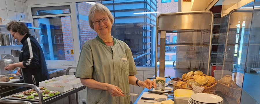 Bliv frivillig i caféen på aktivitetscenter Ingeborghus