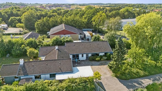 Humlevej 3 og 1 anden boliger er kommet til salg denne uge i Præstø - se boligerne her.