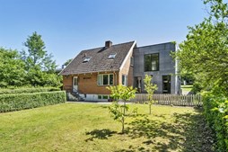 Top 6 over dyreste boliger til salg i Rask Mølle. Priser op til 9.995.000 kr