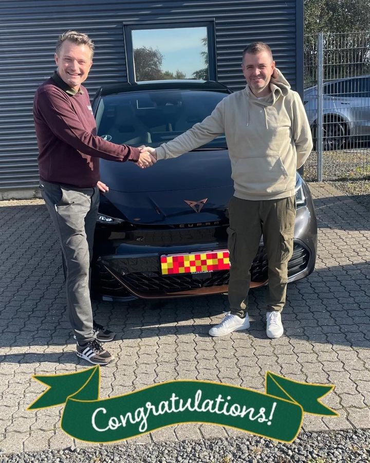 Kilde Biler lukker udstillingen for resten af ugen efter stor succes med Cupra-salg