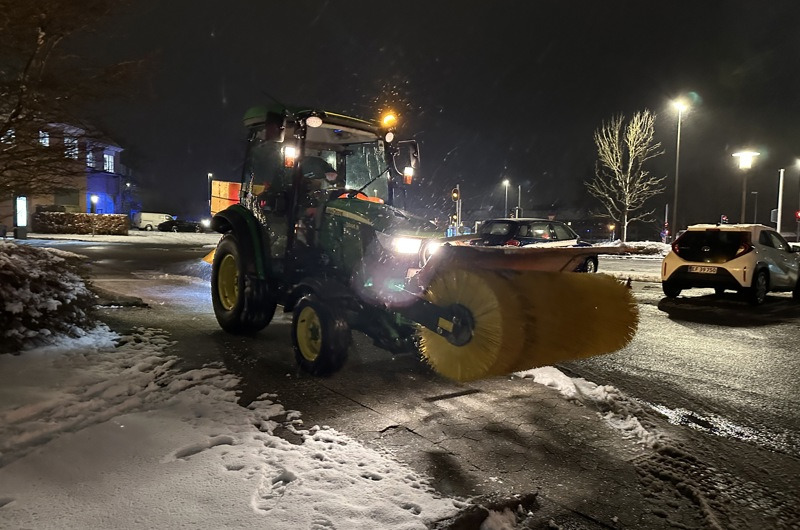 Sådan færdes du sikkert i vintervejret: Gode råd og information om snerydning i Næstved Kommune