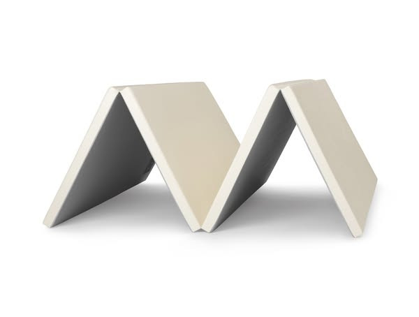 CAMPEN AUKTIONER: Sidste chance for at byde på eksklusive legemåtter og vine i morgen