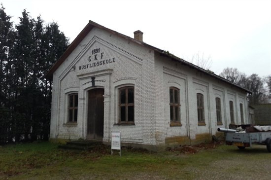 Strandgade 42 er til salg for kun 325.000 kr.: Se de billigste boliger til salg i Haarby her