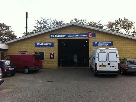 Sølvbryllup i Bilbutikken