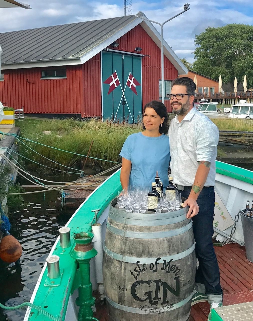 Oplev gin-eventyret med Sara og Uffe Skaaning Lind