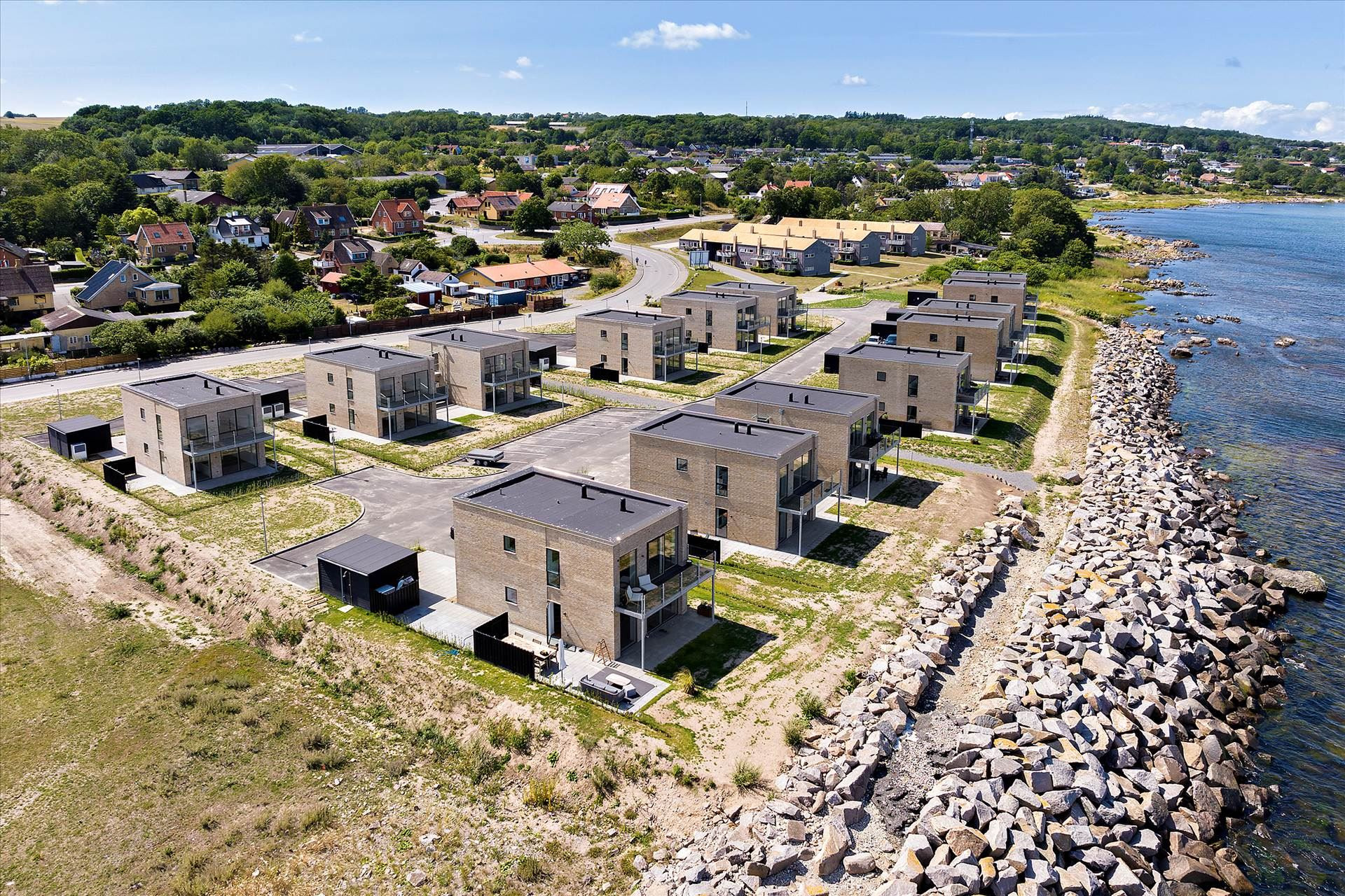 En ren boligdrøm på 146 m² til 5,3 mio. kroner er nu komme til salg i Allinge: Se hvor de dyreste boliger til salg i Allinge er