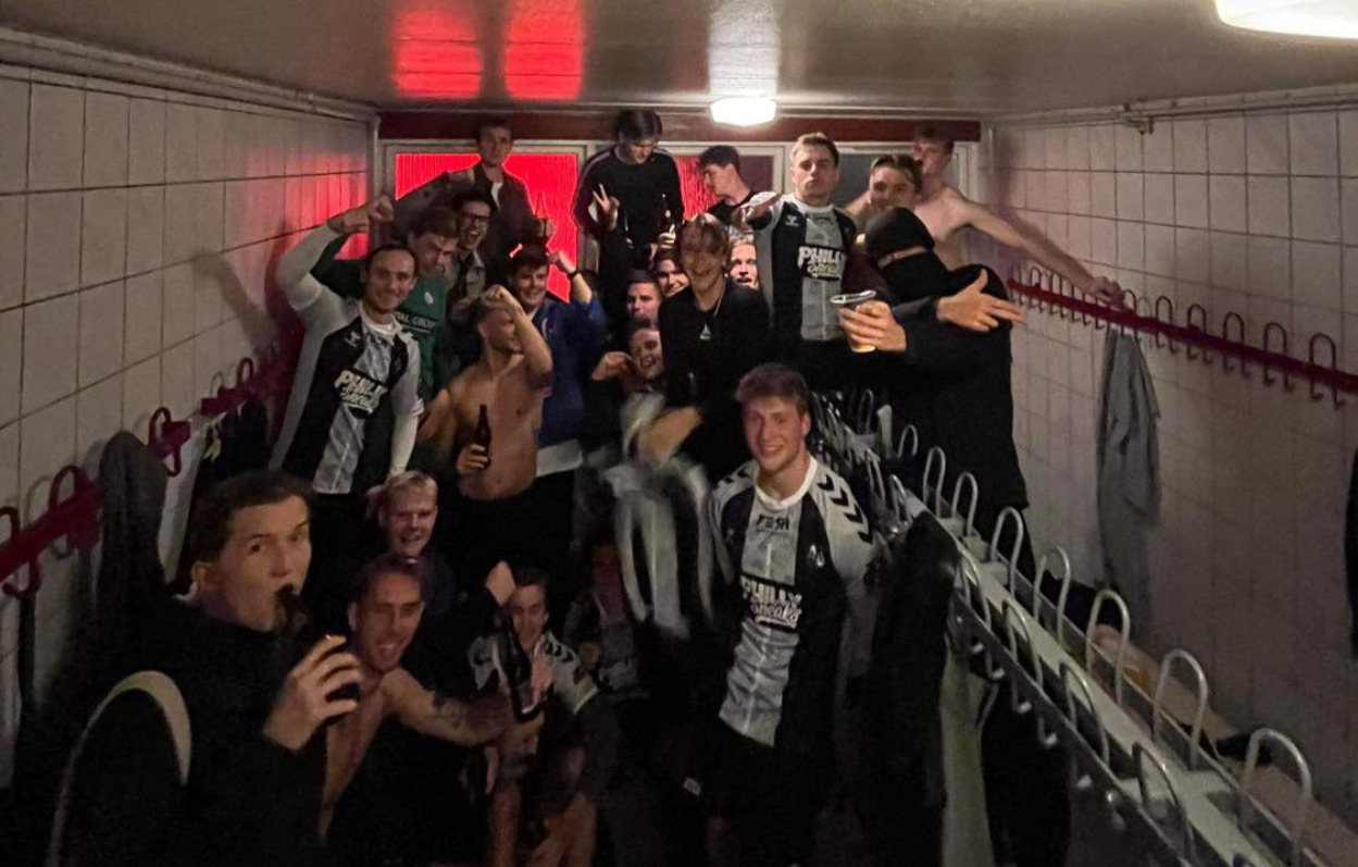 Serie 1: OKS-herrerne sikrer sig oprykning efter stensikker 5-0-sejr