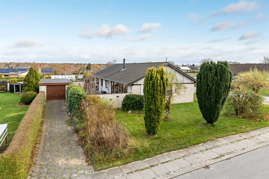 Vejrøvænget 31 og 3 andre boliger er kommet til salg denne uge i Middelfart - se boligerne her.