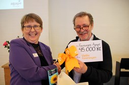 Velliv giver stor donation til frivilligpleje i Silkeborg: Frivillige skal brænde, men ikke brænde ud