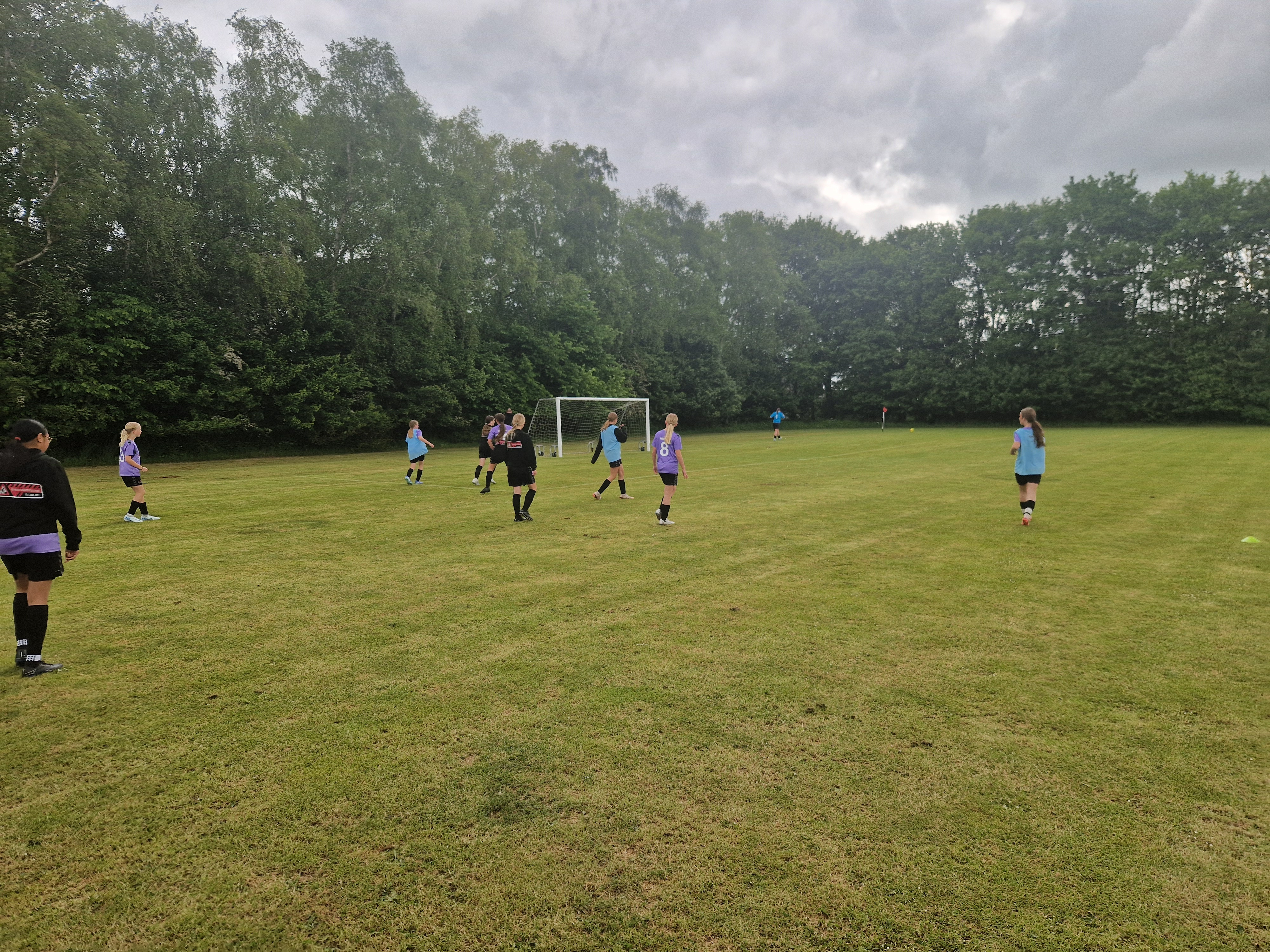 Faxe-Haslevs U13-piger triumferer med målregn mod Næstved