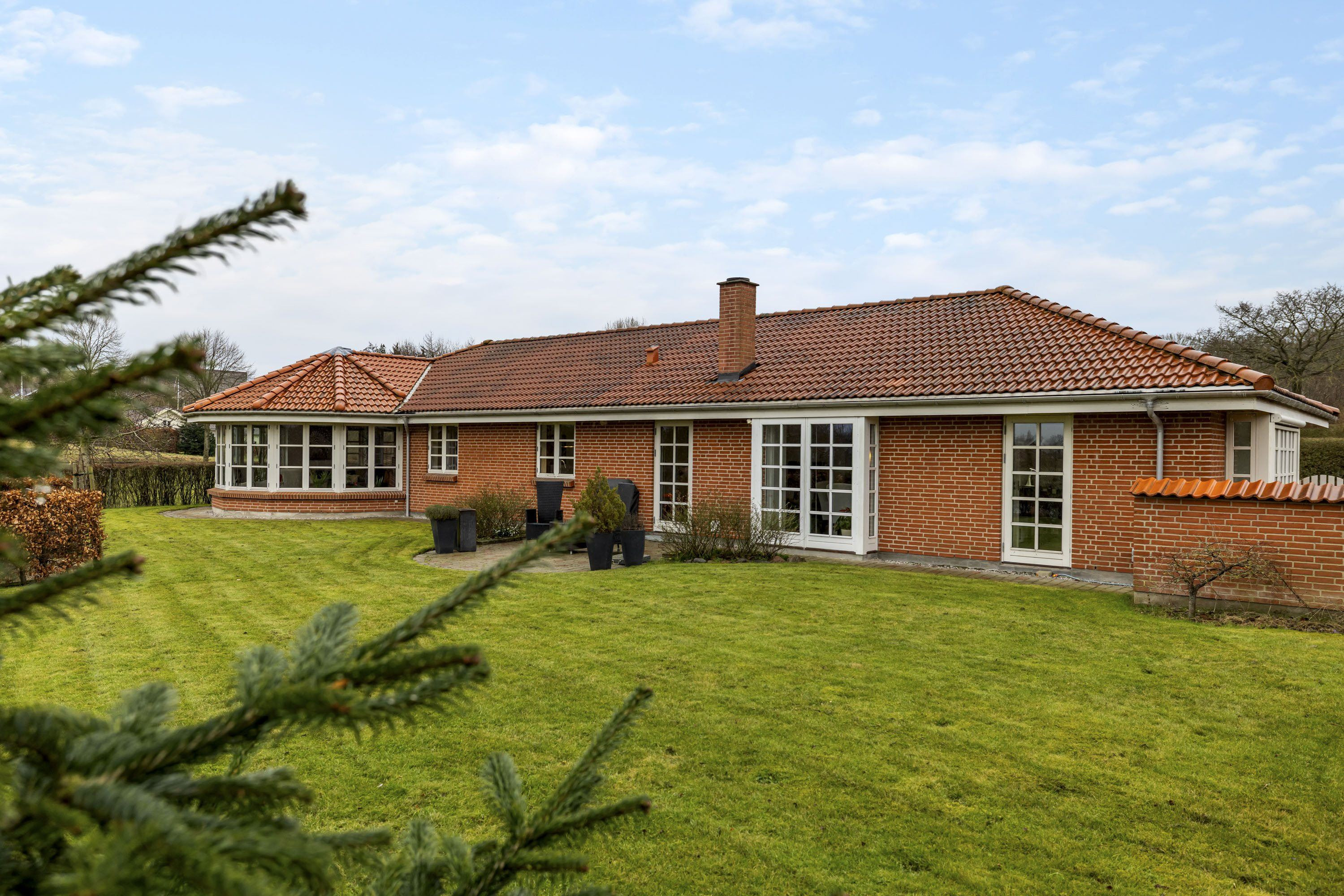 Luksusbolig netop kommet til salg i Ringe: Se hvad du skal smide for Ringes dyreste adresser her