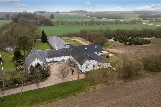 Aspvej 22 og 1 anden boliger er kommet til salg denne uge i Struer - se boligerne her.