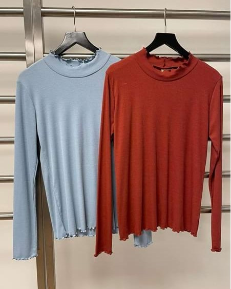 Klarissa & Nora tilbyder langærmede t-shirts til kun 50 kr