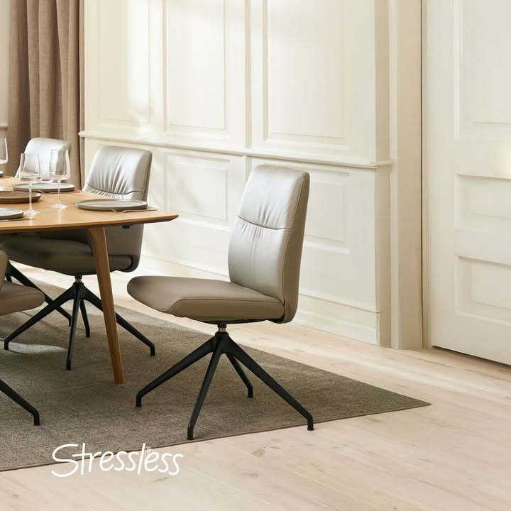 Møblér med Kumo Holstebro præsenterer Stressless Mint til lange middage og god komfort
