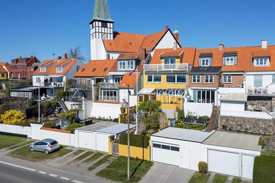 Top 6 over dyreste boliger til salg i Rønne. Priser op til 9.895.000 kr
