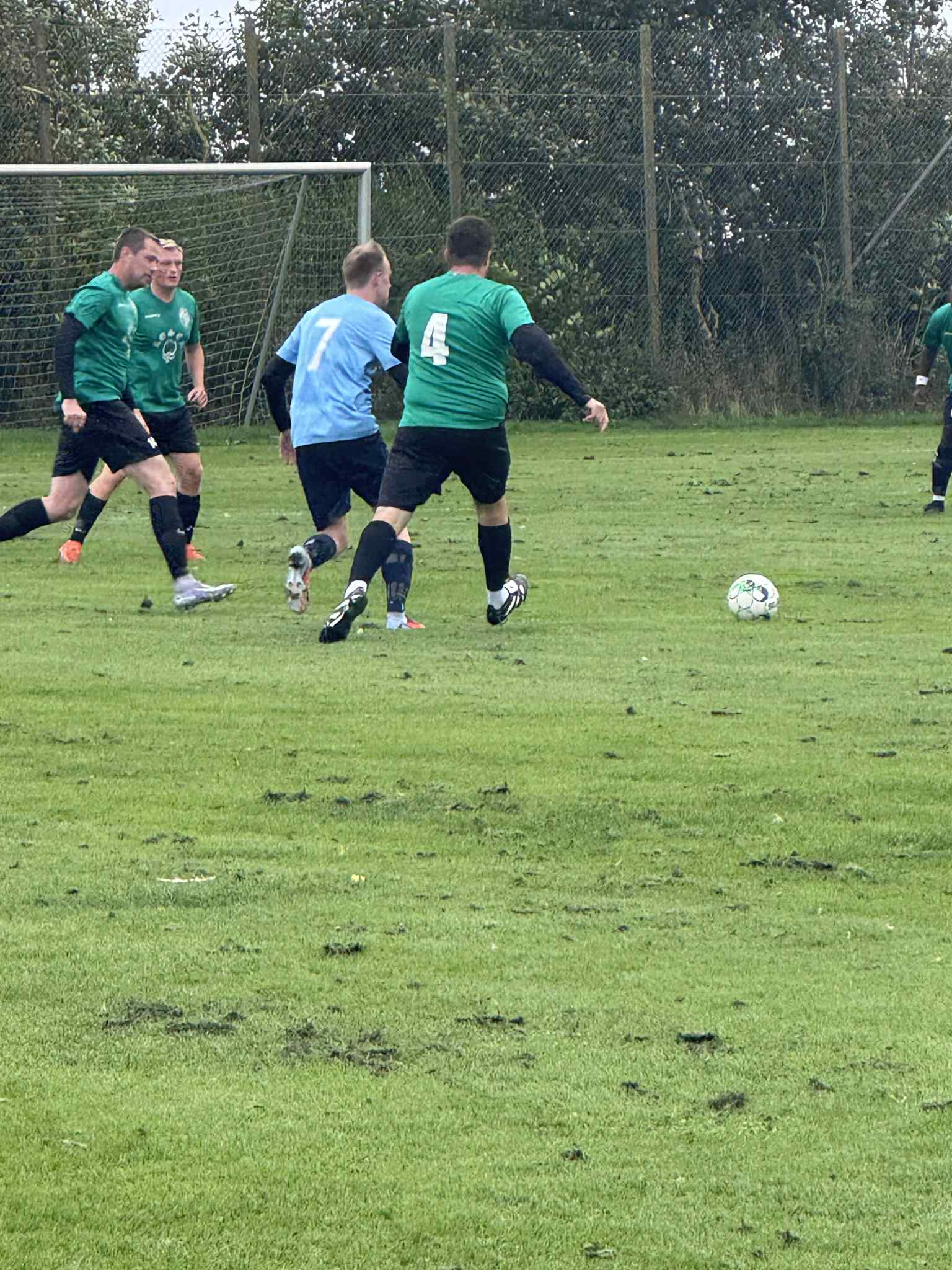 Fuglebjerg/Sandved-Tornemark og Vemmelev Boldklub deler point i intens dyst