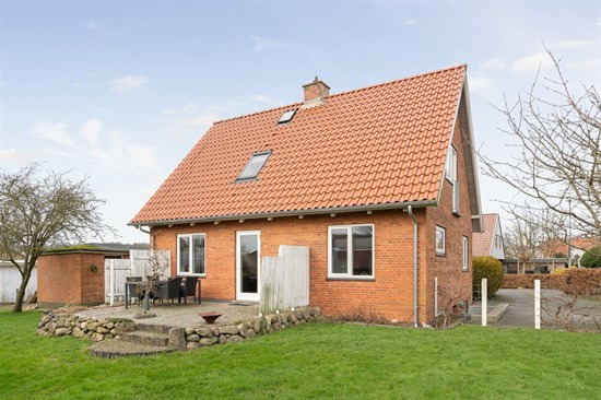 Pris sat ned med 196.000 kr. på Vamdrupvej 3