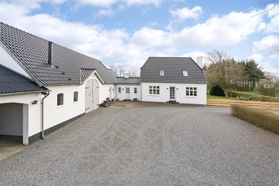 Eksklusiv bolig for 3.495.000 kr er netop kommet til salg i Christiansfeld - Se den og de dyreste boliger her