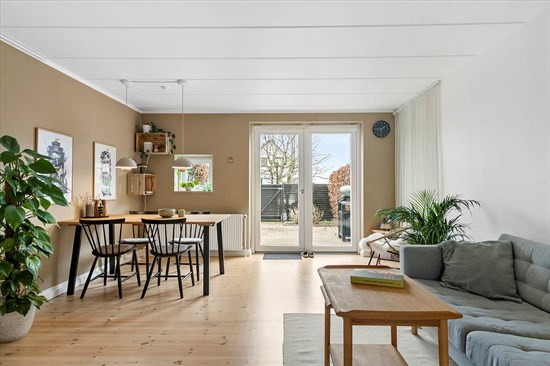 Sønderskovvej 69 er til salg for kun 699.000 kr.: Se de billigste boliger til salg i Lystrup her