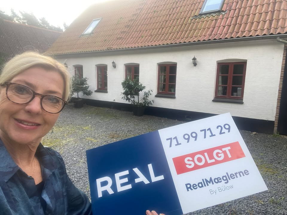 Herluftillevej 15 solgt af RealMæglerne Næstved by Bülow ApS – lignende ejendomme søges