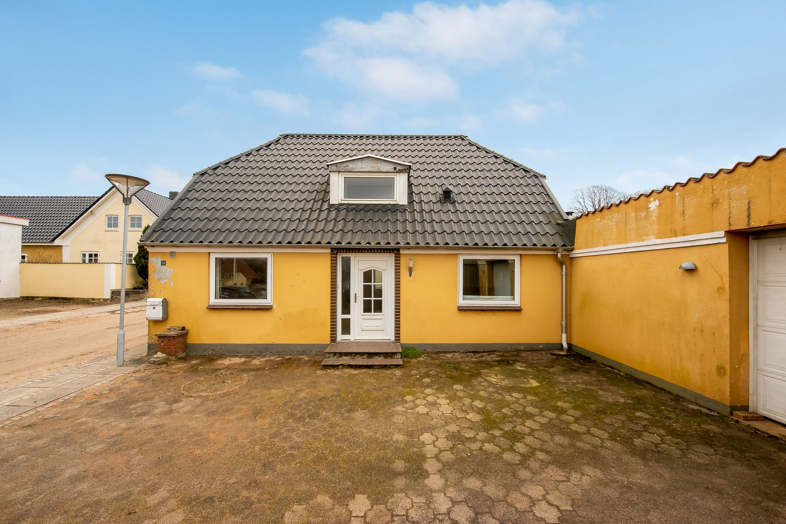 Bjerndrup Bygade 33 er til salg for kun 360.000 kr.: Se de billigste boliger til salg i Aabenraa her